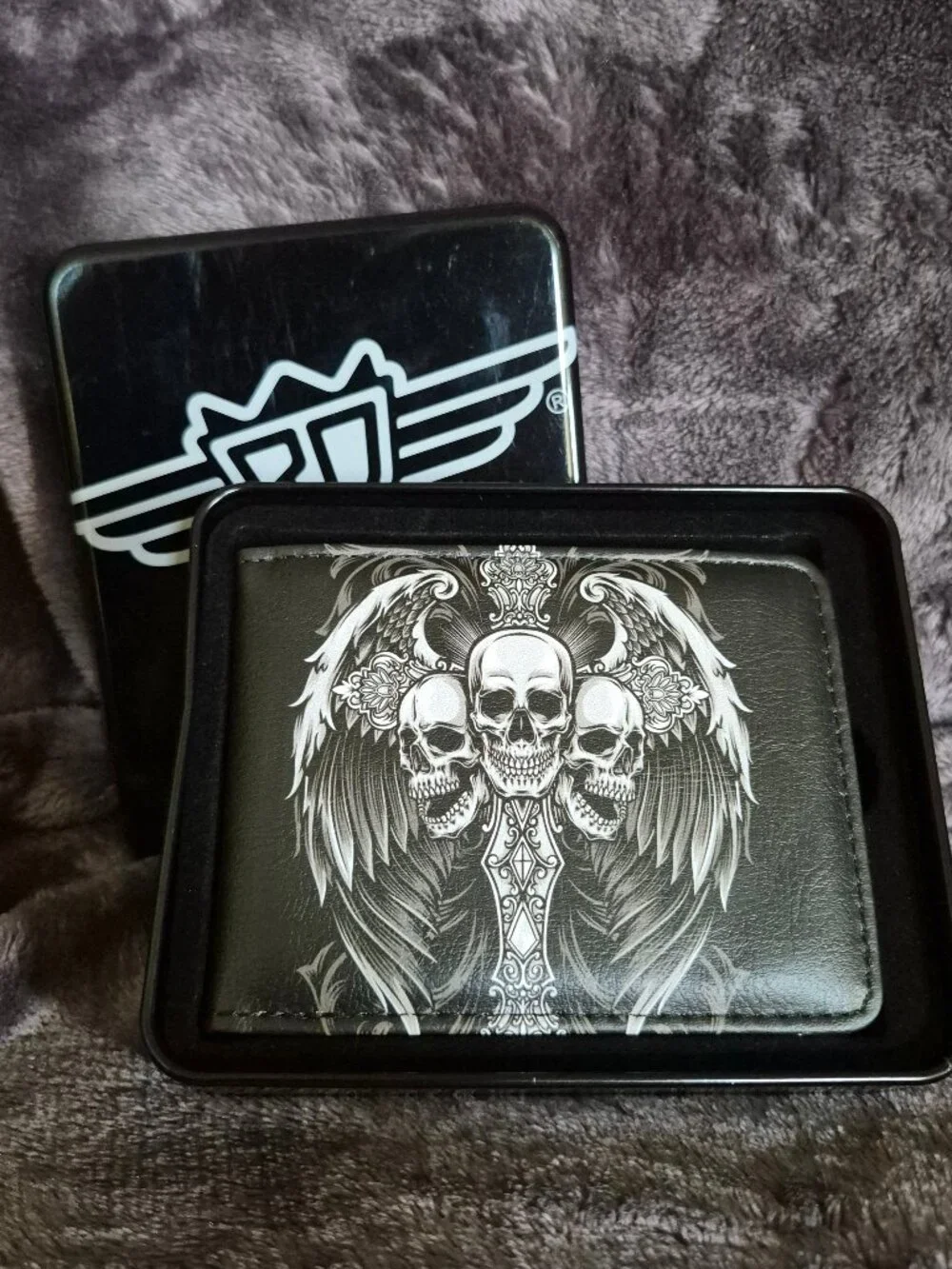 Buckle-Down Men's 2 Sided Bi-fold Wallet - Skulls & Wings